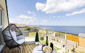 Aurora House Hot Tub & Sea View